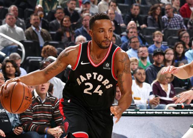 莱万的表现 莱万的表现