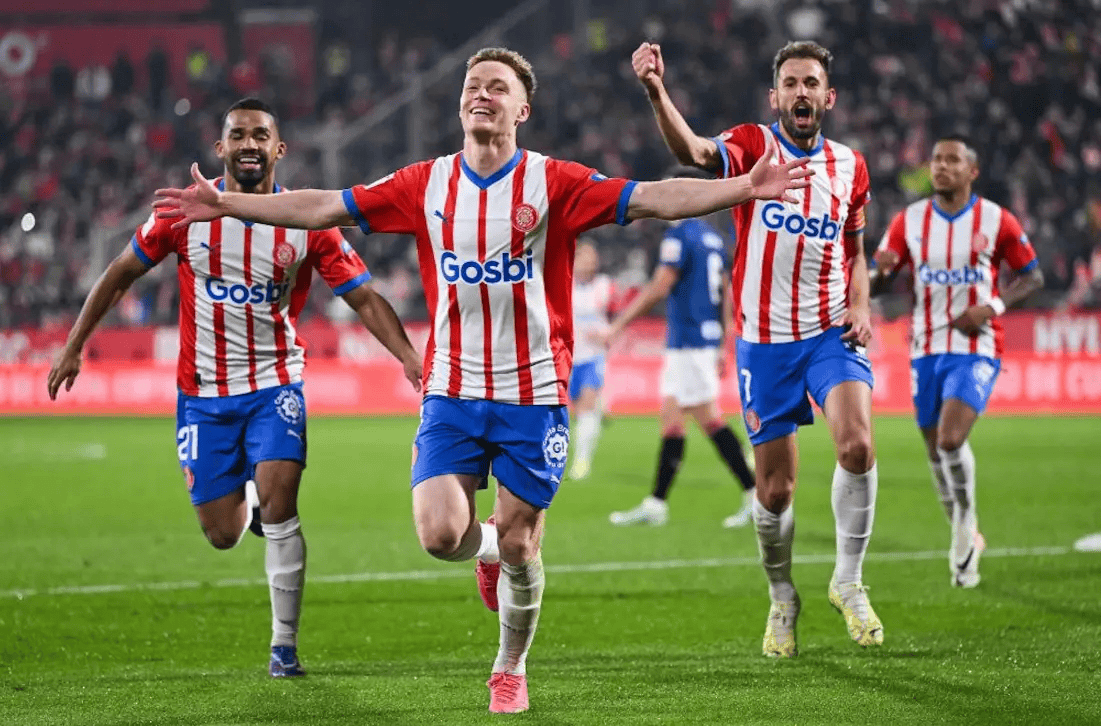 季后赛拉开 季后赛拉开