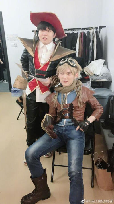 为参照系 为参照系